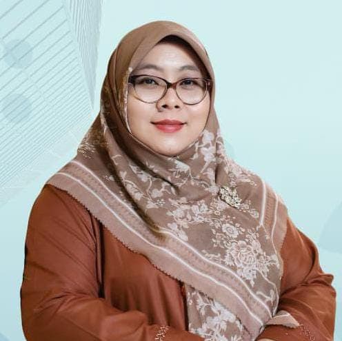 Foto Kepala Sekolah SMA Yadika 1 Jakarta Barat - Dra. Luky Mardiana